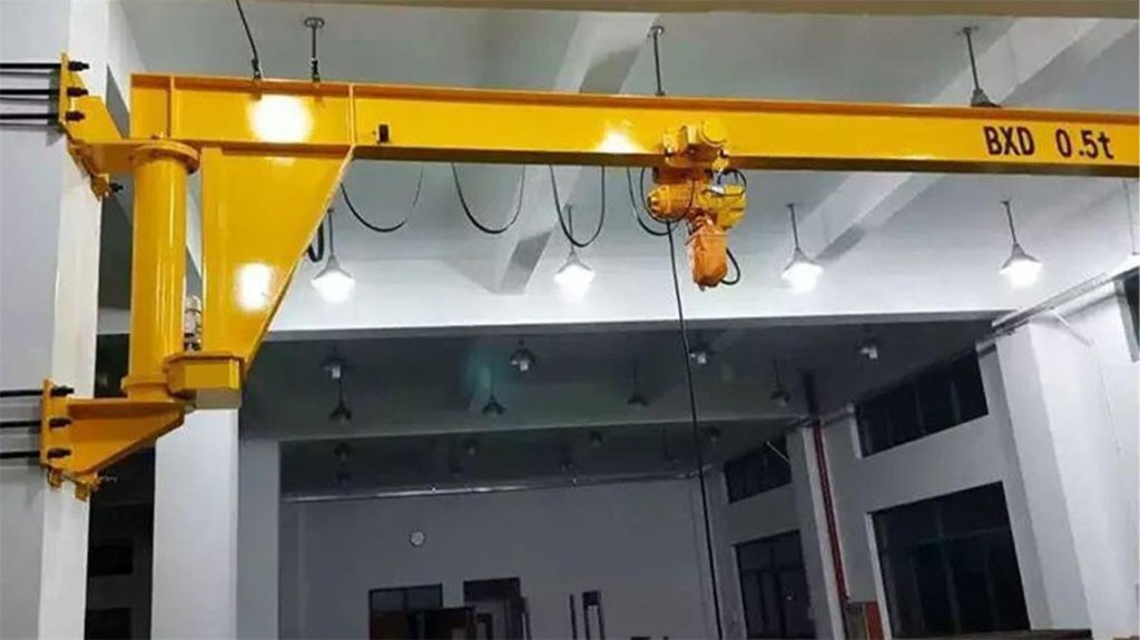 Space-saving BX type jib crane mounted on building structure wall bracket jib crane
