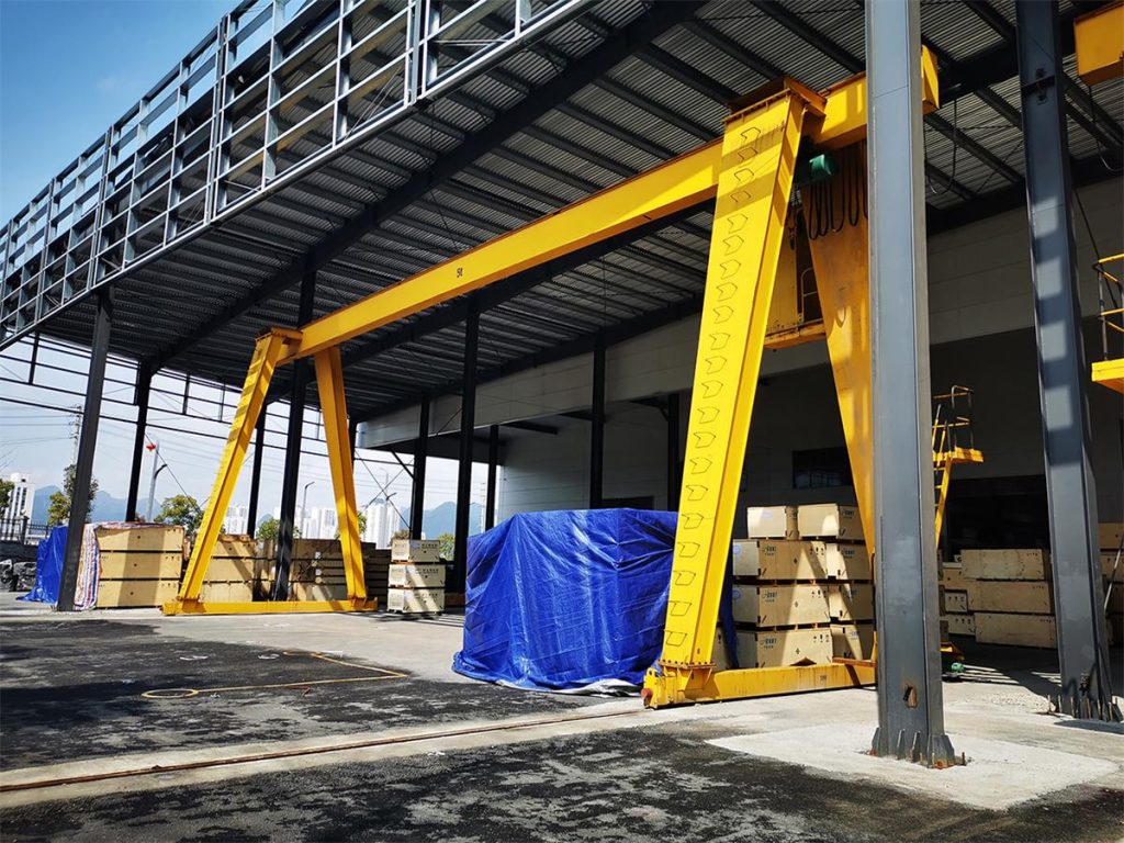 Single-Beam Gantry Crane for Workshops