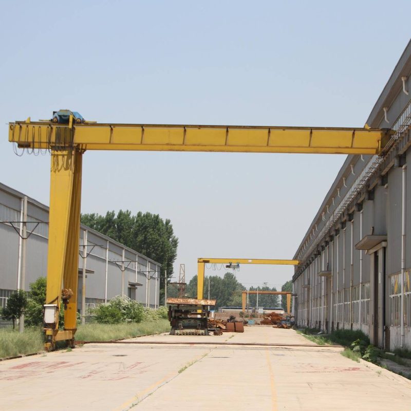 Semi-gantry crane